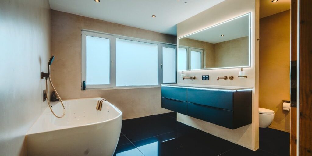 Wellness & Premium Bad sanieren in Remagen-Oberwinter